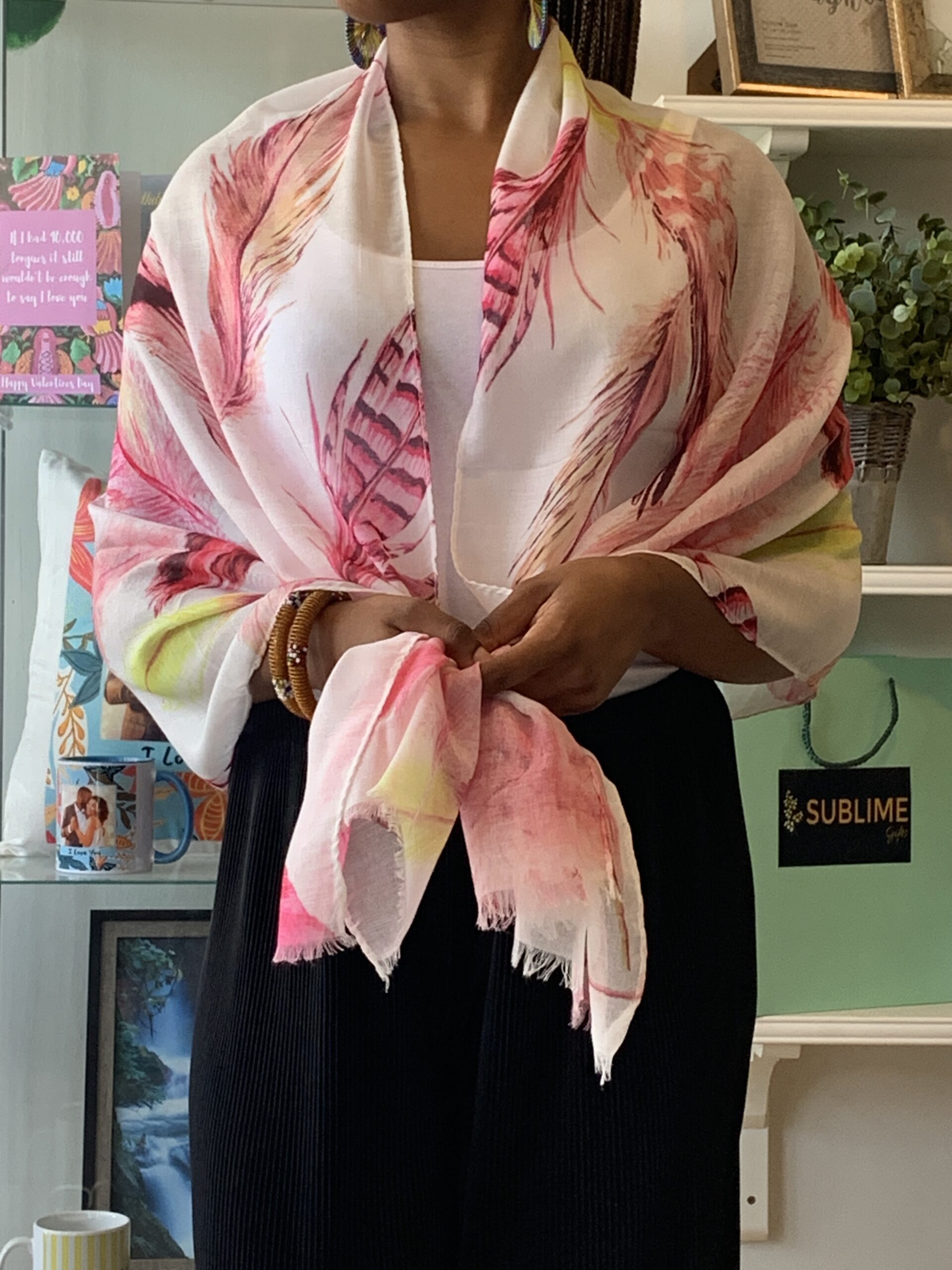 Summer Feathers Print Scarf - Pink - Image 2